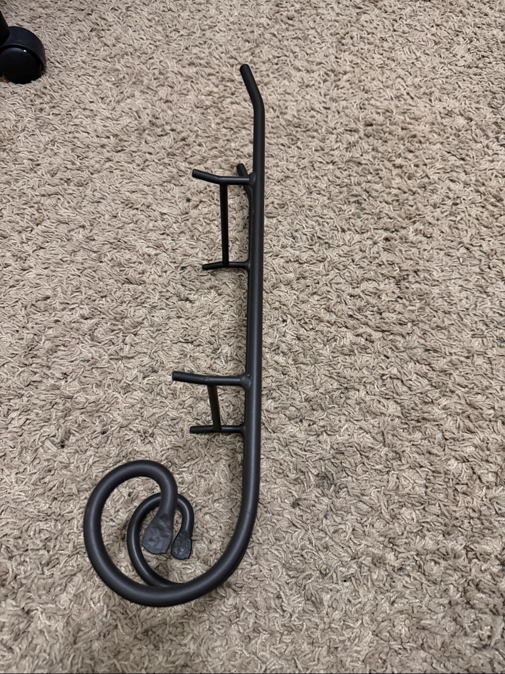 Longaberger wrought iron sled, sleigh for Vegetable basket. Home Decor - Picture 4 of 4